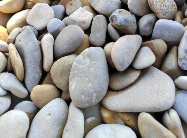 Выгодно купить камень оптом. Здесь покупают камень по низким ценам.  купить во Владикавказе от производителя, без посредников